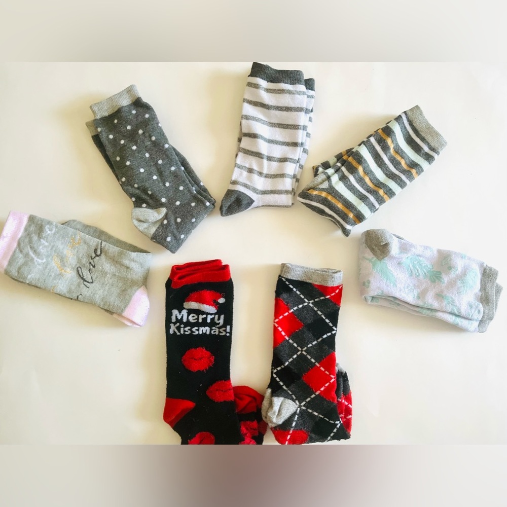 Bundle of 7 paired socks